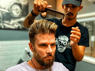 Melhores barbeiros - Barbearia Factory